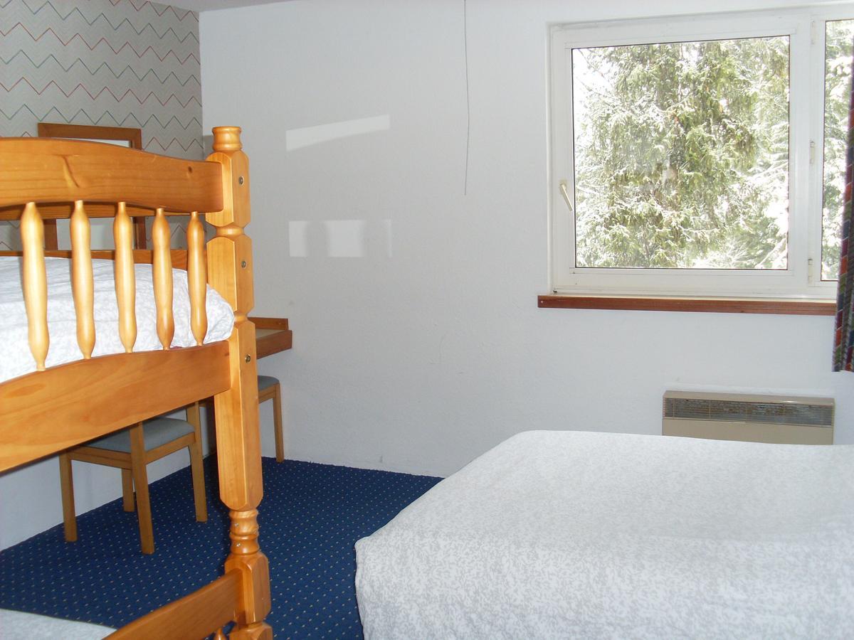 Hotel Cartusia Sarcenas Habitación foto